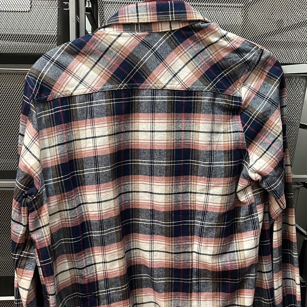 Flannel - Picture 4 of 4